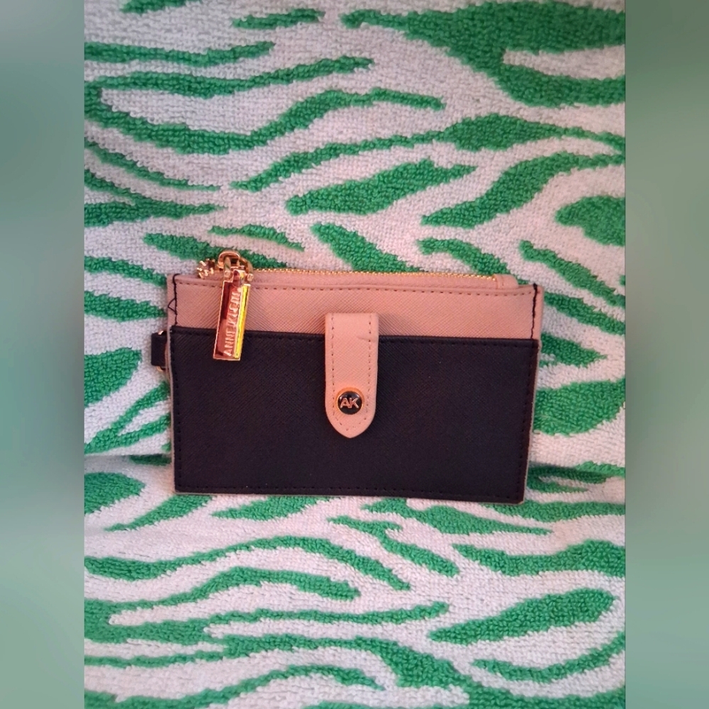 Anne Klein Black and Tan ID Holder/Change Purse